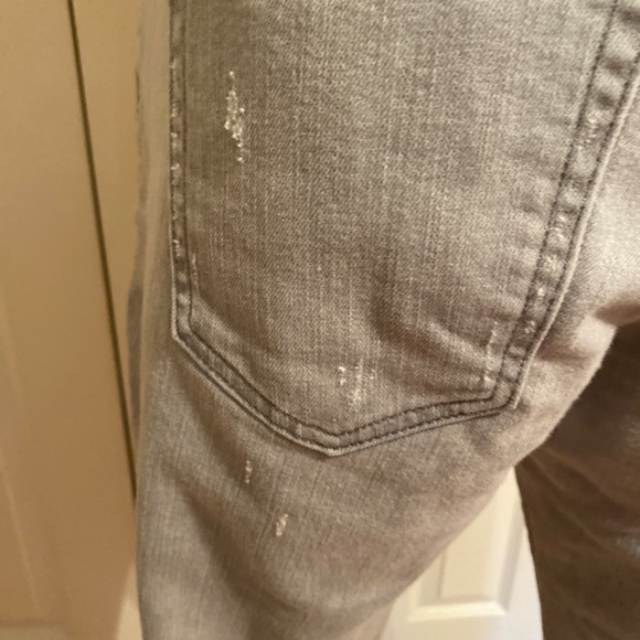 GAP Girlfriend Distressed Jeans - Picture 7 of 15